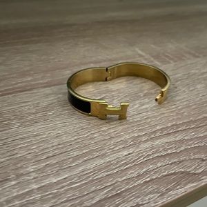 Hermes bracelet